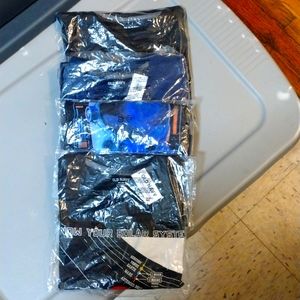 4-Boys XXL Graphic T-Shirts (1)Shirt dinosaurs Teeth Glow in the Dark Brand New!